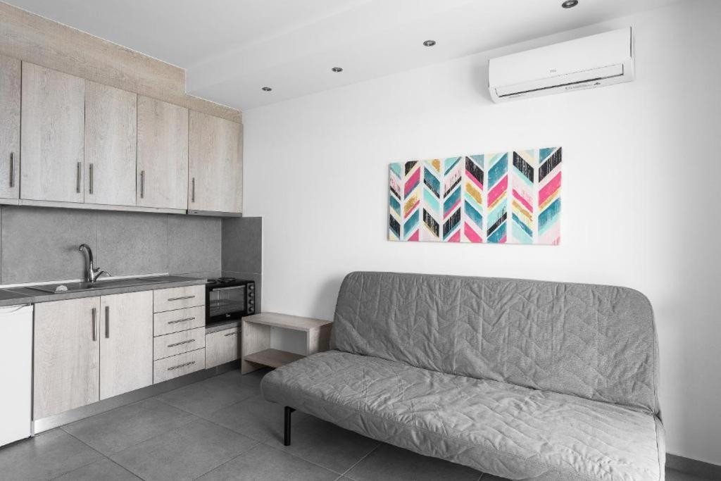 Blue Horizon 5 Apartment Nea Kallikrateia Ngoại thất bức ảnh