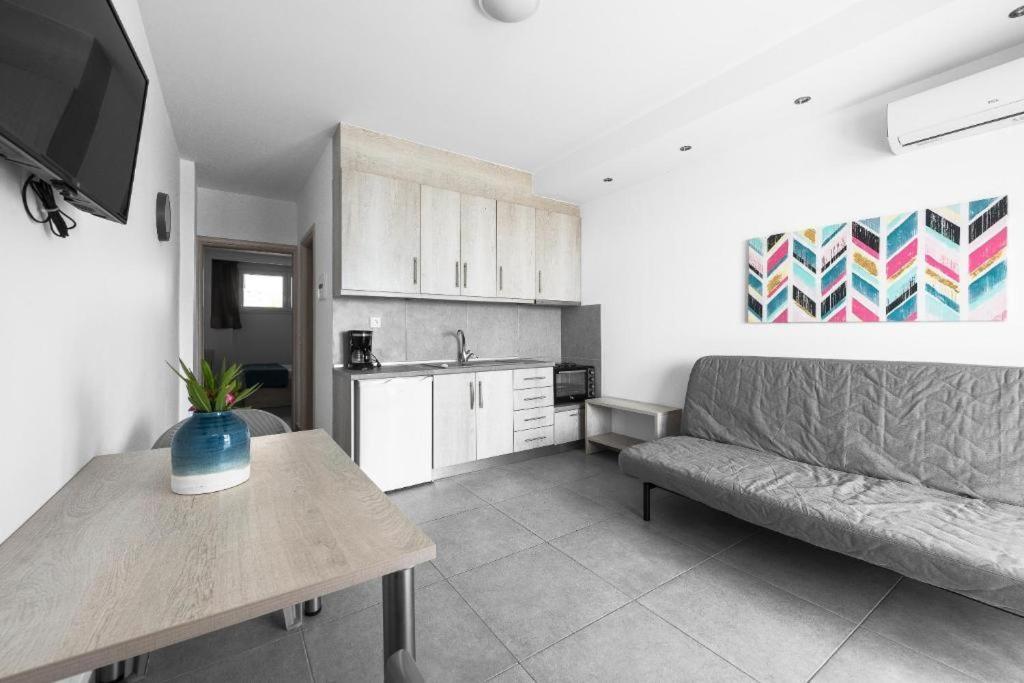 Blue Horizon 5 Apartment Nea Kallikrateia Ngoại thất bức ảnh
