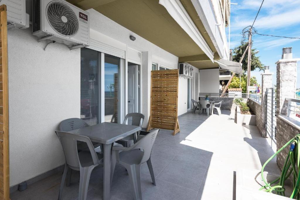 Blue Horizon 5 Apartment Nea Kallikrateia Ngoại thất bức ảnh