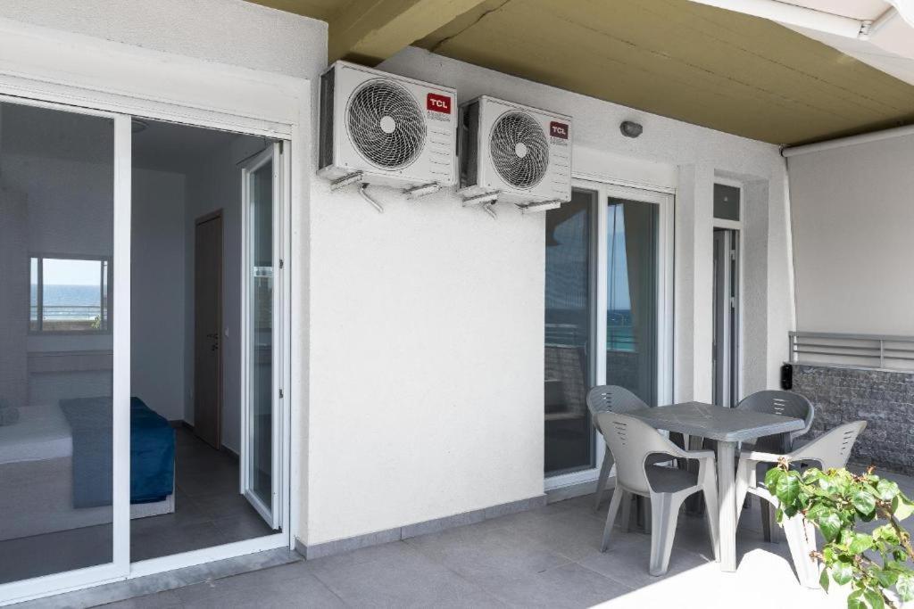 Blue Horizon 5 Apartment Nea Kallikrateia Ngoại thất bức ảnh